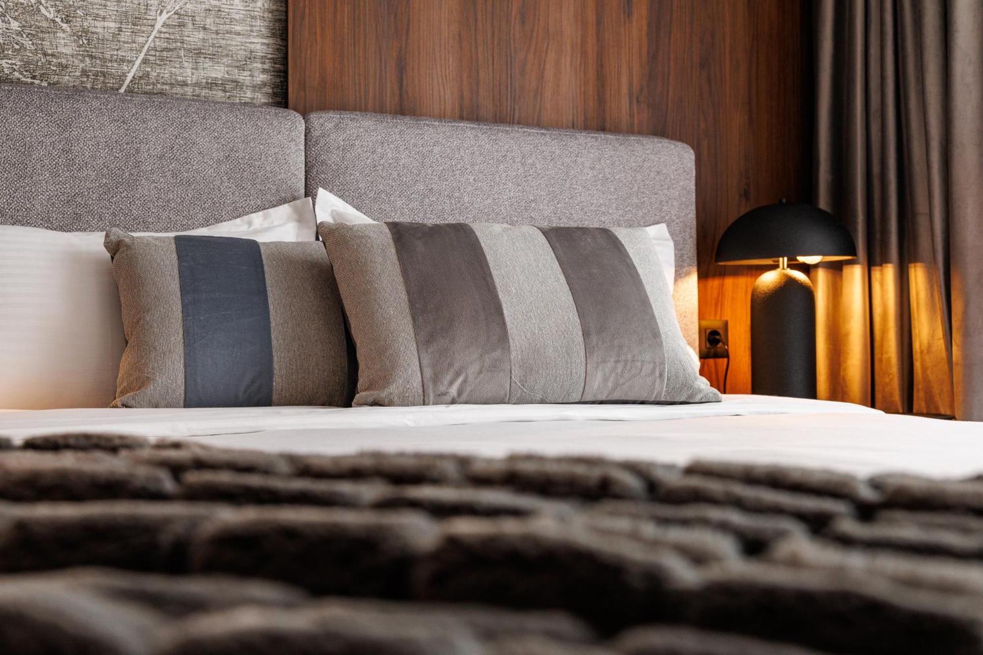 Mandala Designer Apartments With Free Private Parking, Near Mall Coresi 브라쇼브 외부 사진